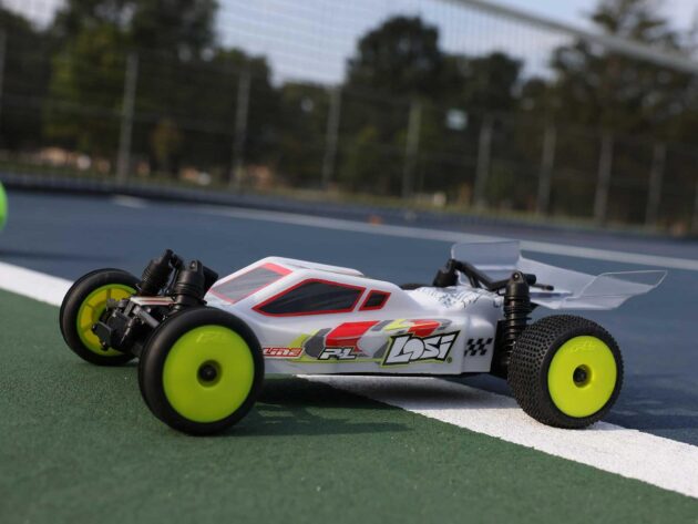 Losi 1/24 Micro-B 2WD Buggy RTR, White