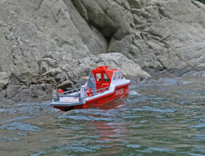 HENG LONG SNIG RESCUE RTR BOAT BRUSHLESS 320MM LENGTH WHITE HL3702-W