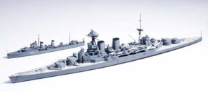 Tamiya Hood & E Class Destroyer 1/700 31806