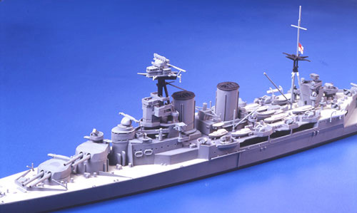 Tamiya Hood & E Class Destroyer 1/700 31806