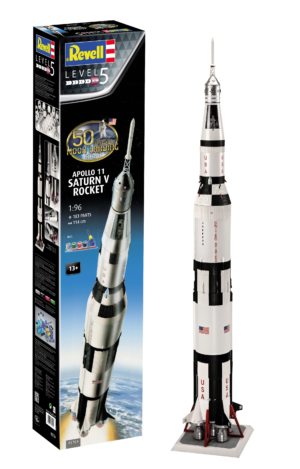 Revell Apollo 11 Saturn V Rocket 1/96 03704