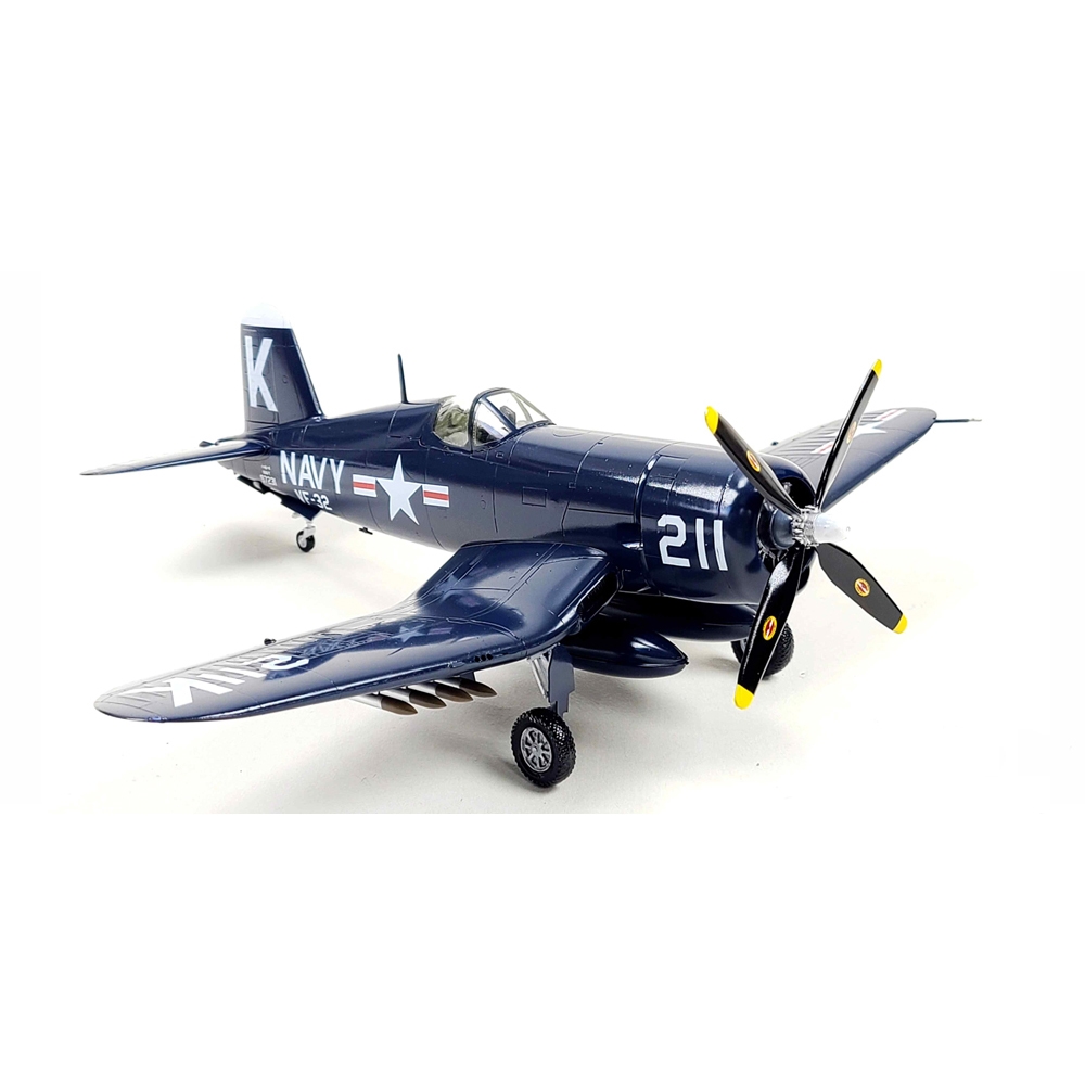 Academy US Navy F4U-4 Corsair Battle of Jangjin Reservoir 1/48 PKAY12353