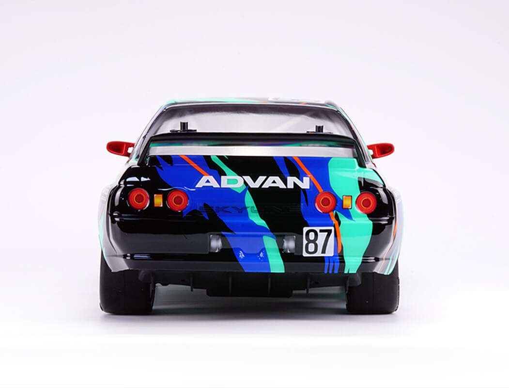 CARISMA M48S HKS SKYLINE BNR32 GR.A 1/8 BRUSHLESS RTR CA91368