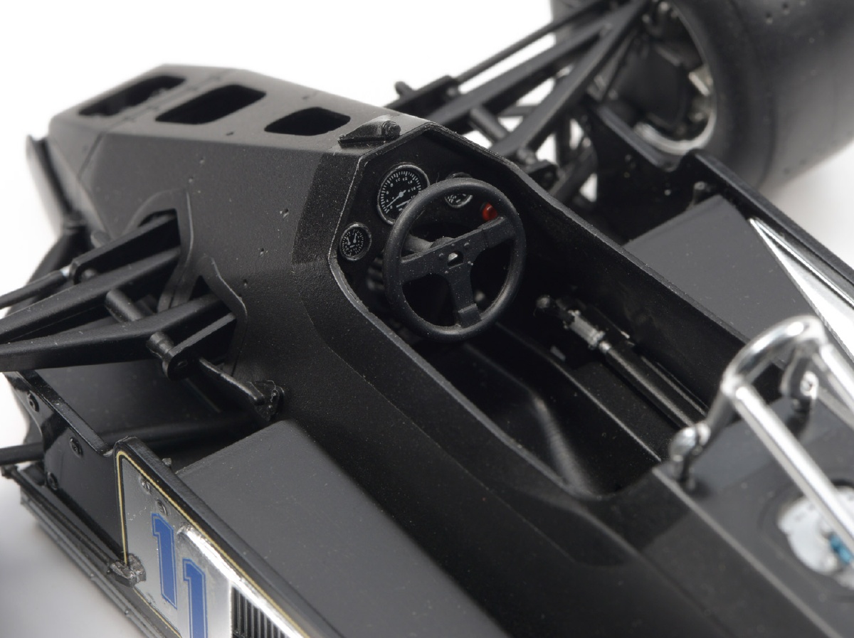 Ebbro 1/20 Team Lotus Type 88B 1981 E010 - Image 2