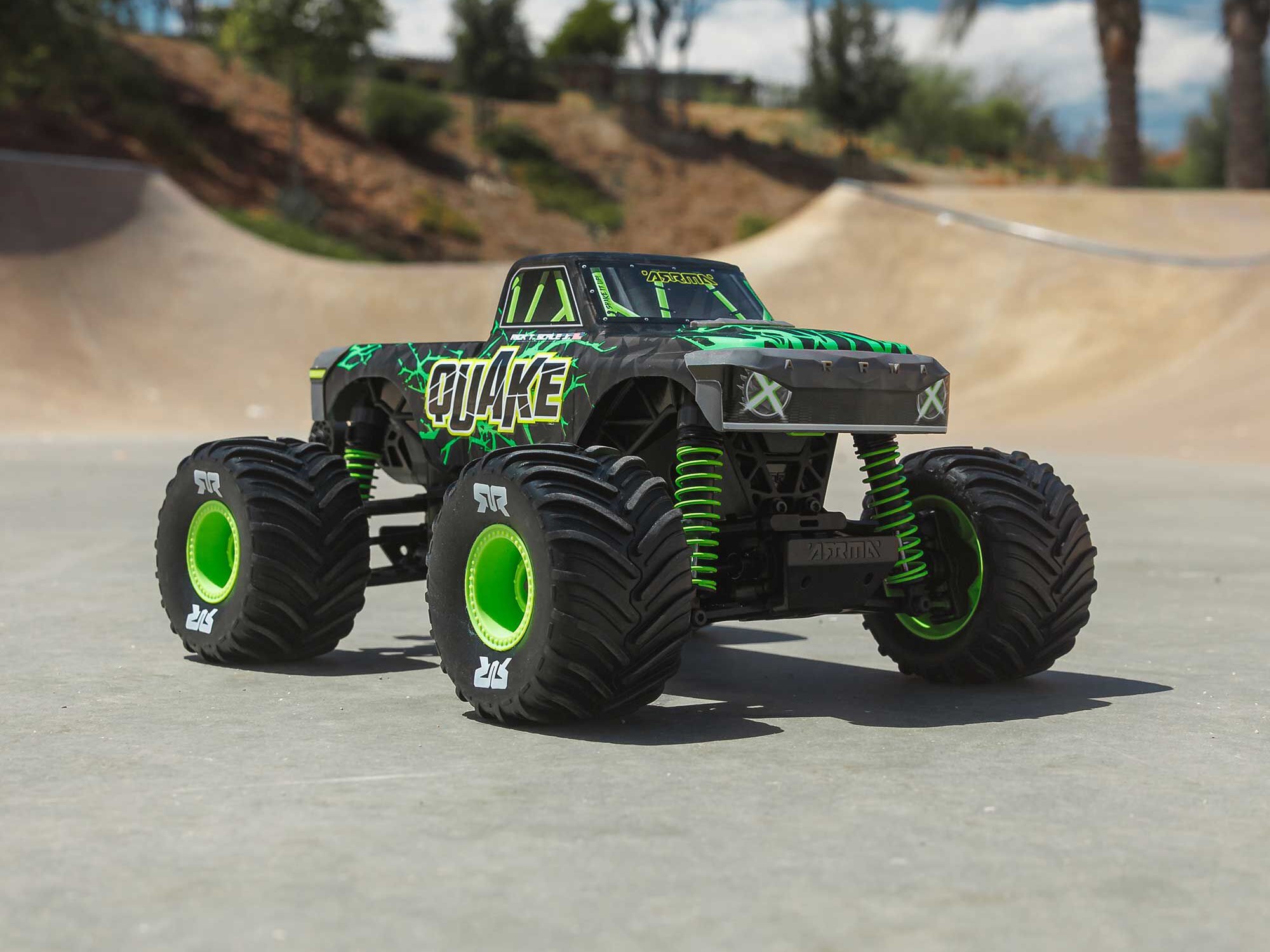 Arrma 1/16 QUAKE GROM 4X4 RTR Brushed Monster Truck (Battery and Charger Included) Green C-ARA2137T2 - Image 13