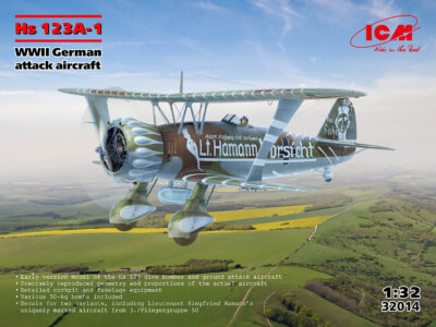 ICM 1/32 Hs 123A-1 , WWII German Attack Aircraft    ICM32014
