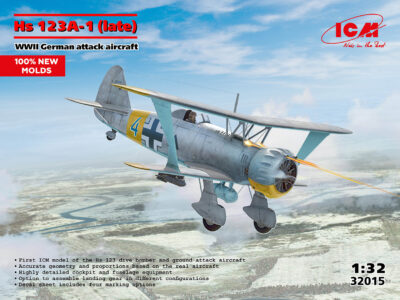 ICM 1/32 Hs 123A-1 (Late), WWII German Attack Aircraft    ICM32015