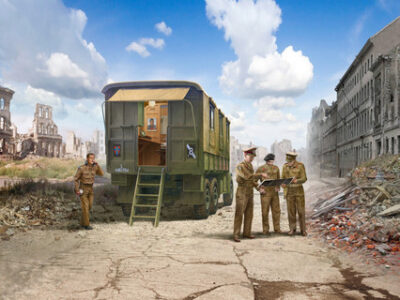 ICM Montgomery's Office with staff 1:35 ICM35604