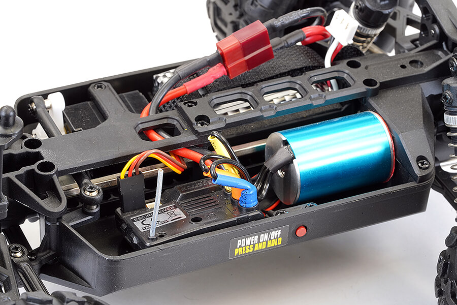 FTX TRACER BRUSHLESS 1/16 4WD MONSTER TRUCK RTR - Red FTX5596R - Image 9